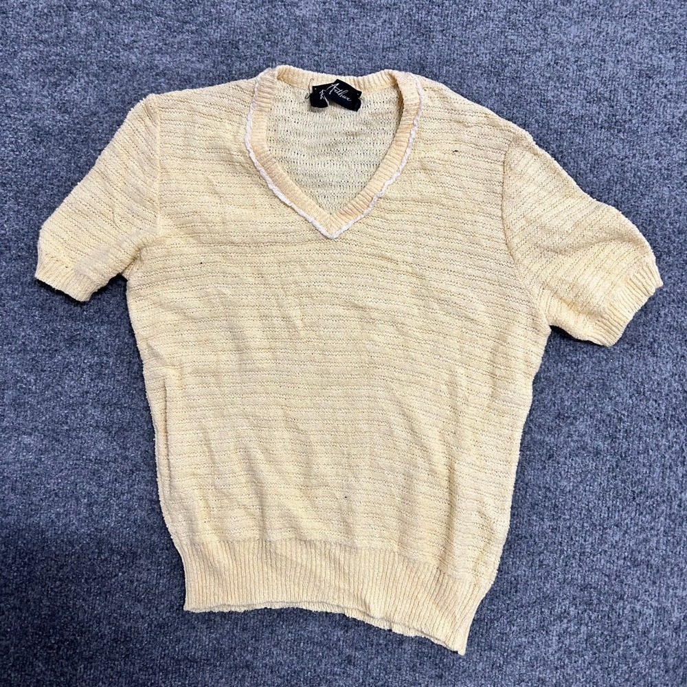 Arthur Sweater Womens Size S Yellow Knit V-Neck Short Sleeve Textured Fair